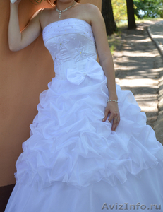 Белоснежно - белое свадебное платье продаю, недорого - Изображение #1, Объявление #417662