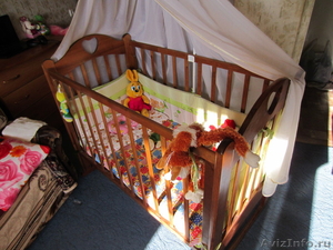 Продаю детскую кроватку в отличном состоянии фирма Можга - Изображение #2, Объявление #560093